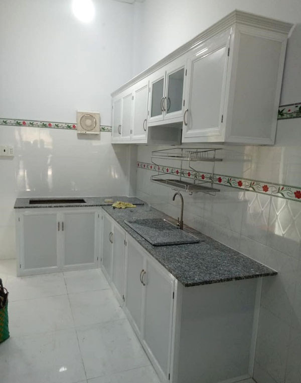 tủ bếp nhôm kính giá rẻ