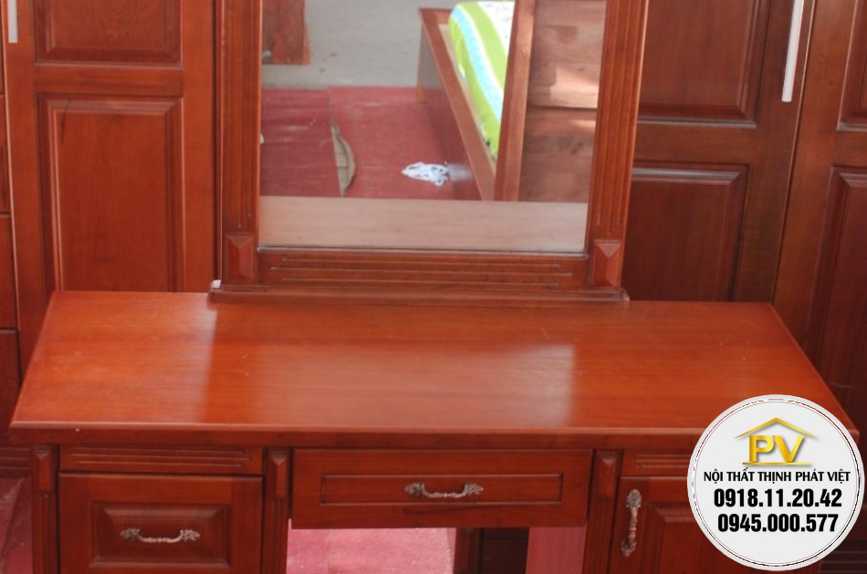  Bàn Trang Điểm 04TP