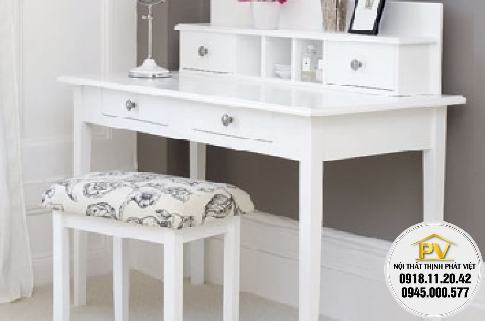  Bàn Trang Điểm 09TP