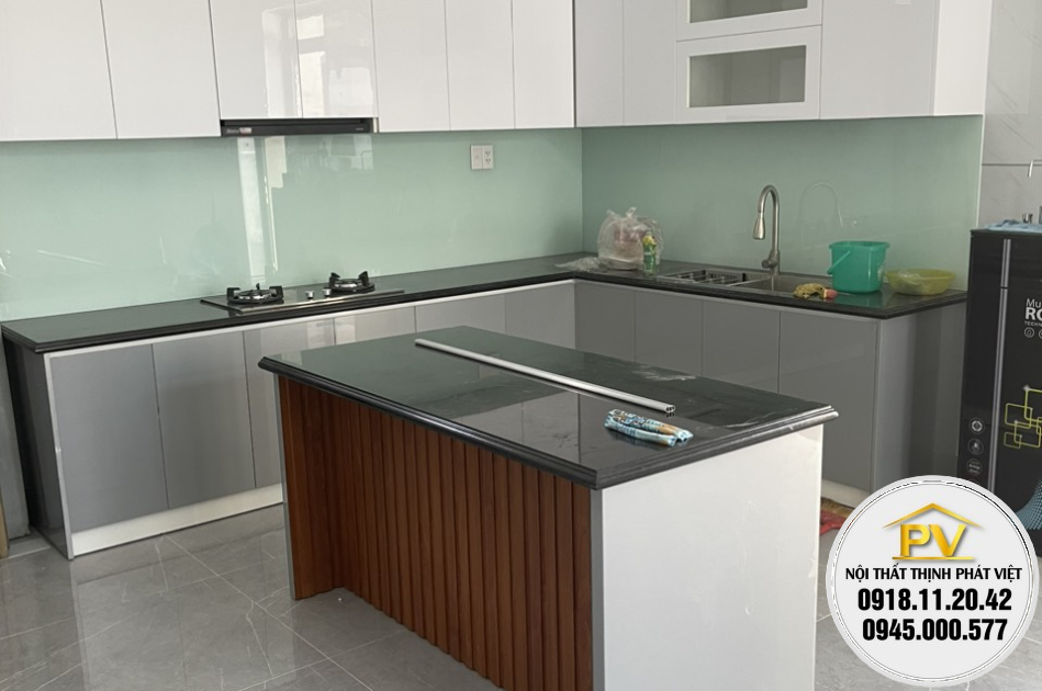 Tủ bếp giá rẻ 24TP