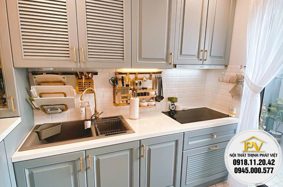 Tủ bếp trên 2 tầng